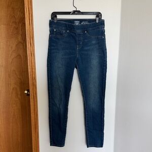 Signature by Levi Strauss Women's Dark Indigo Pull On Slimming Skinny Jeans